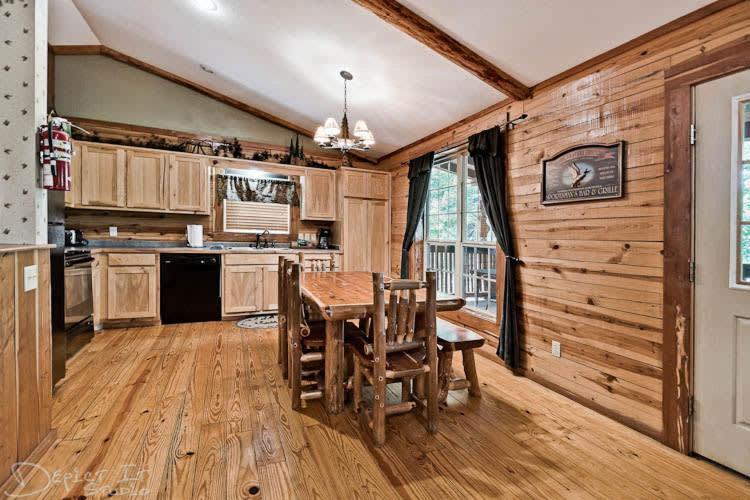 Secluded 2 Story Cabin Pool Wifi Smart Tvs Eureka Springs Εξωτερικό φωτογραφία